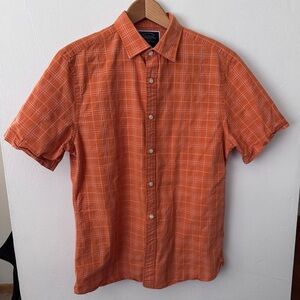 Charles Tyrwhitt orange shirt sleeve buttin down shirt Mens Size Medium